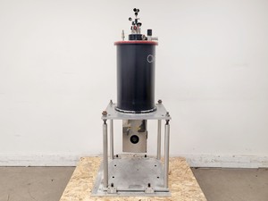 Thumbnail image of Oxford Instruments Superconducting Magnet System w/ Nitrogen/Helium Gauge