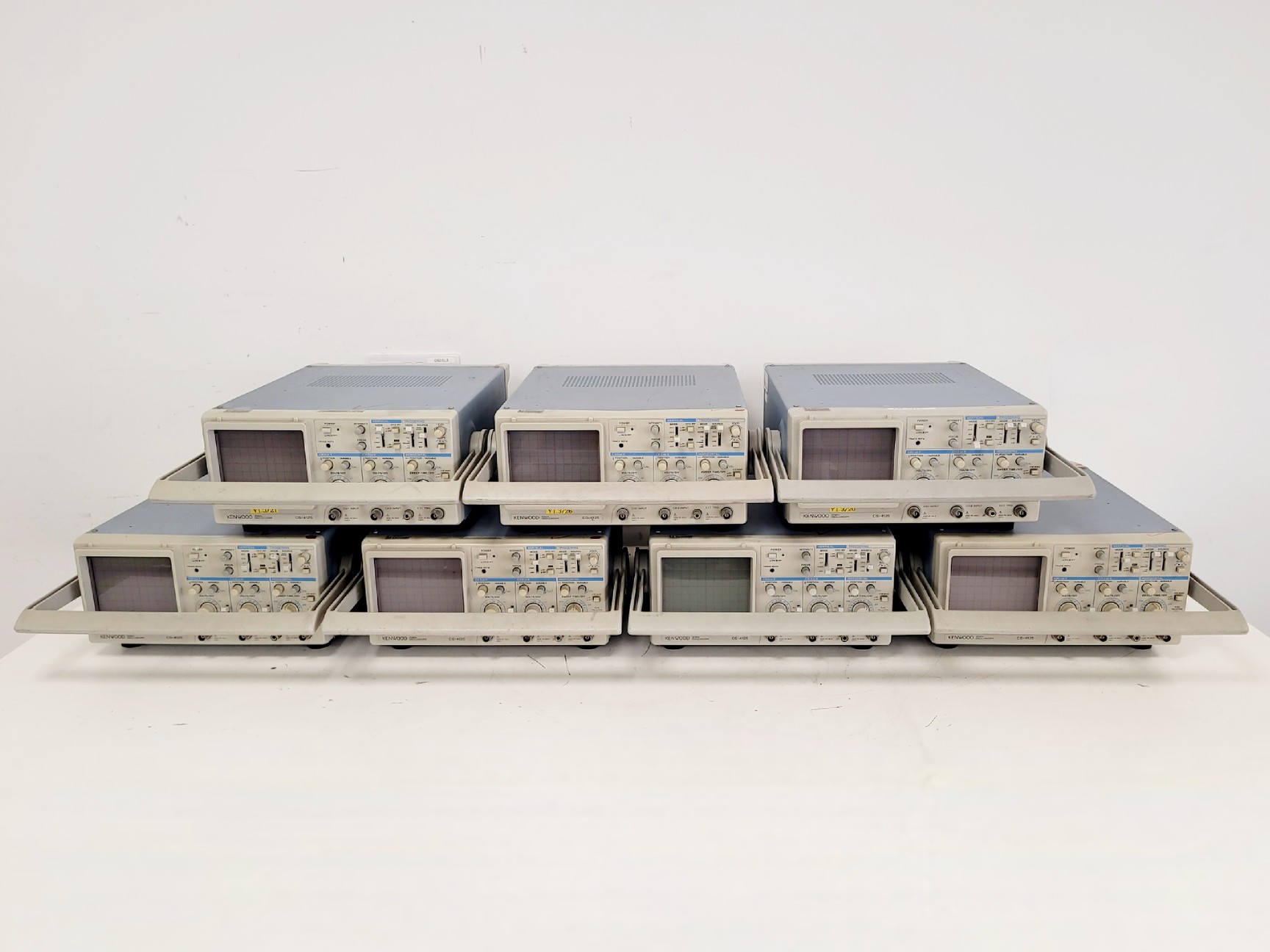 Image of Job Lot of 7 x Kenwood CS-4125 Oscilloscopes 20MHz