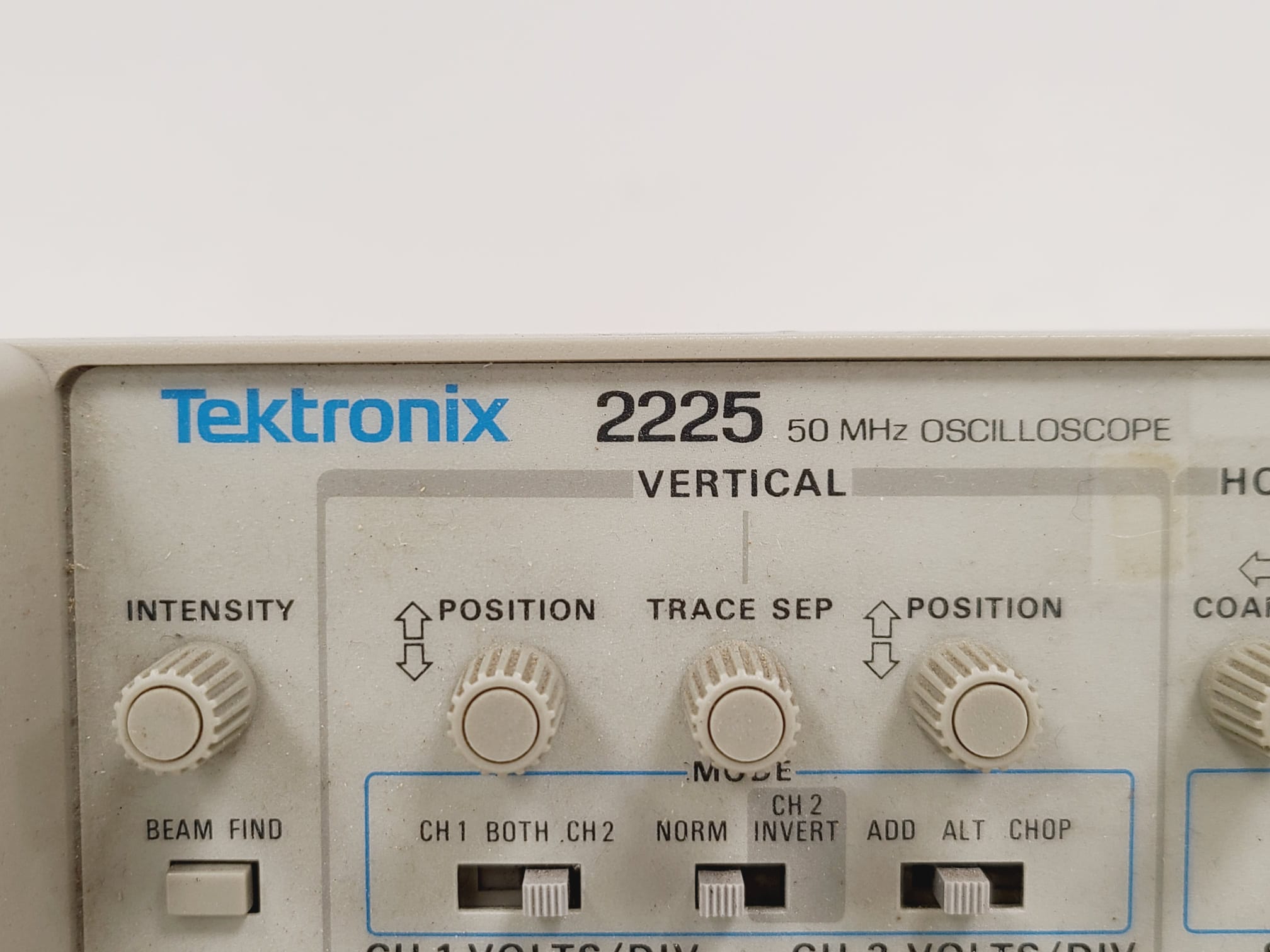 Image of Tektronix 2225 Analog Oscilloscope 50MHz 