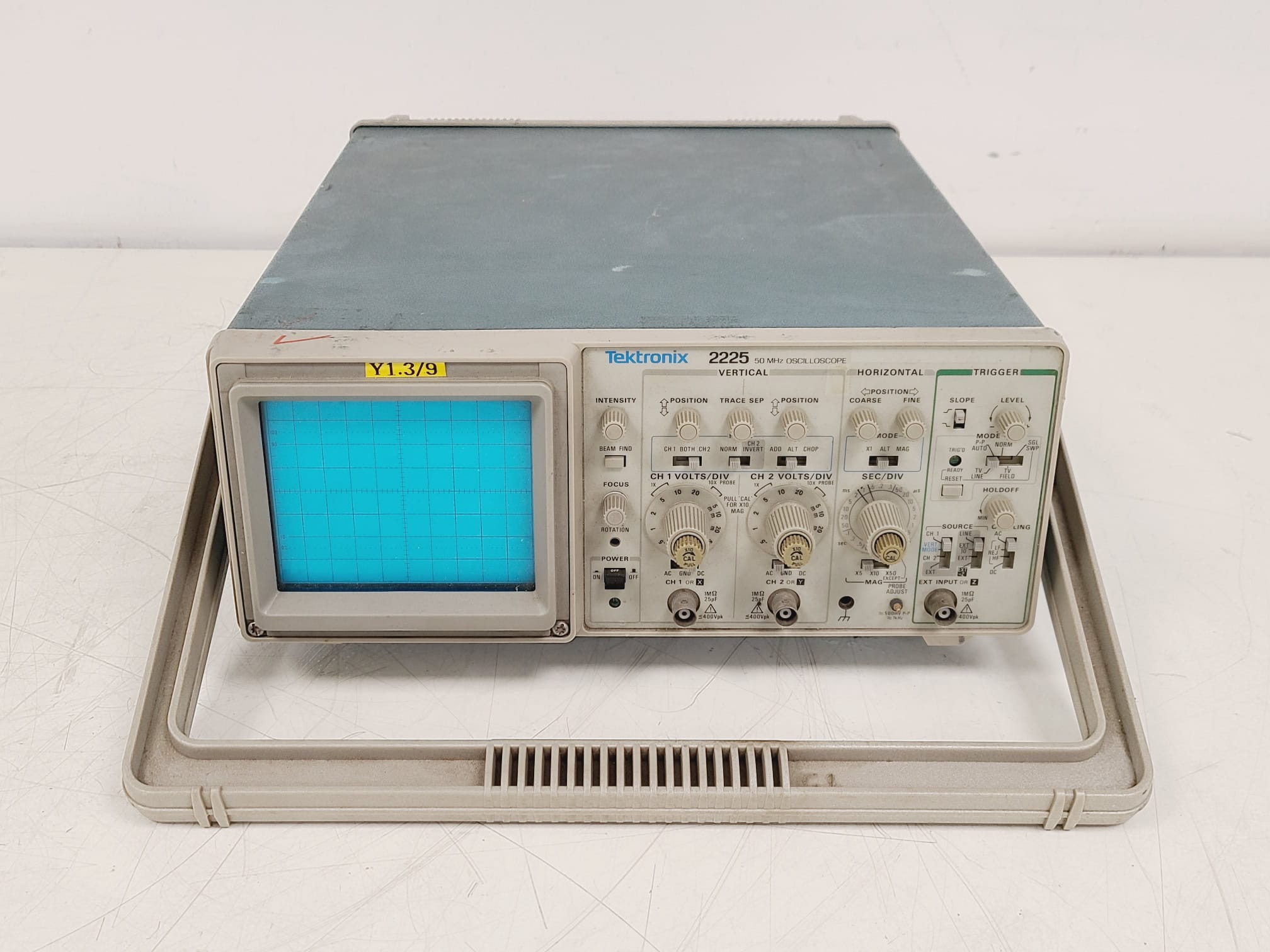 Image of Tektronix 2225 Analog Oscilloscope 50MHz 