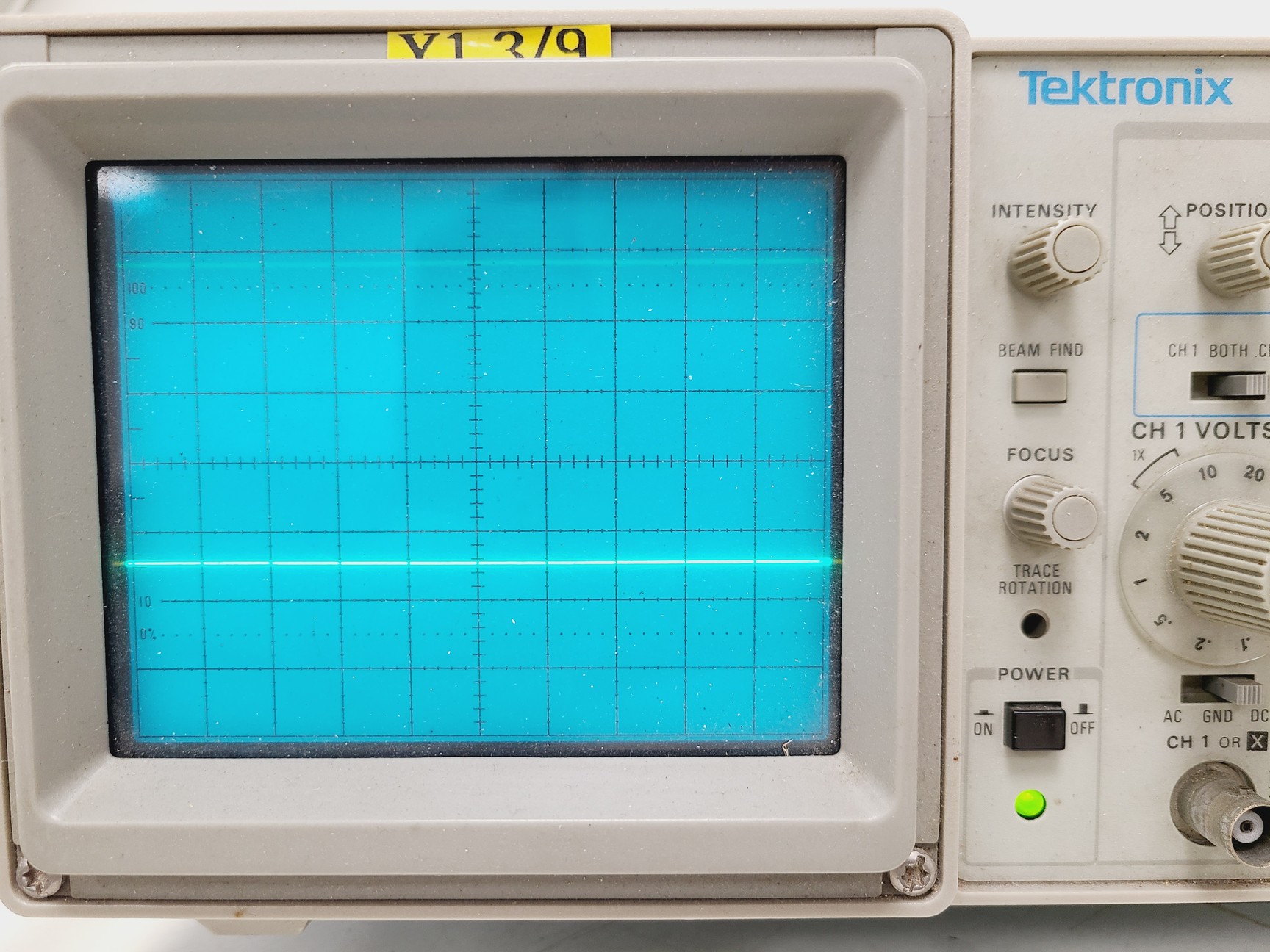 Image of Tektronix 2225 Analog Oscilloscope 50MHz 