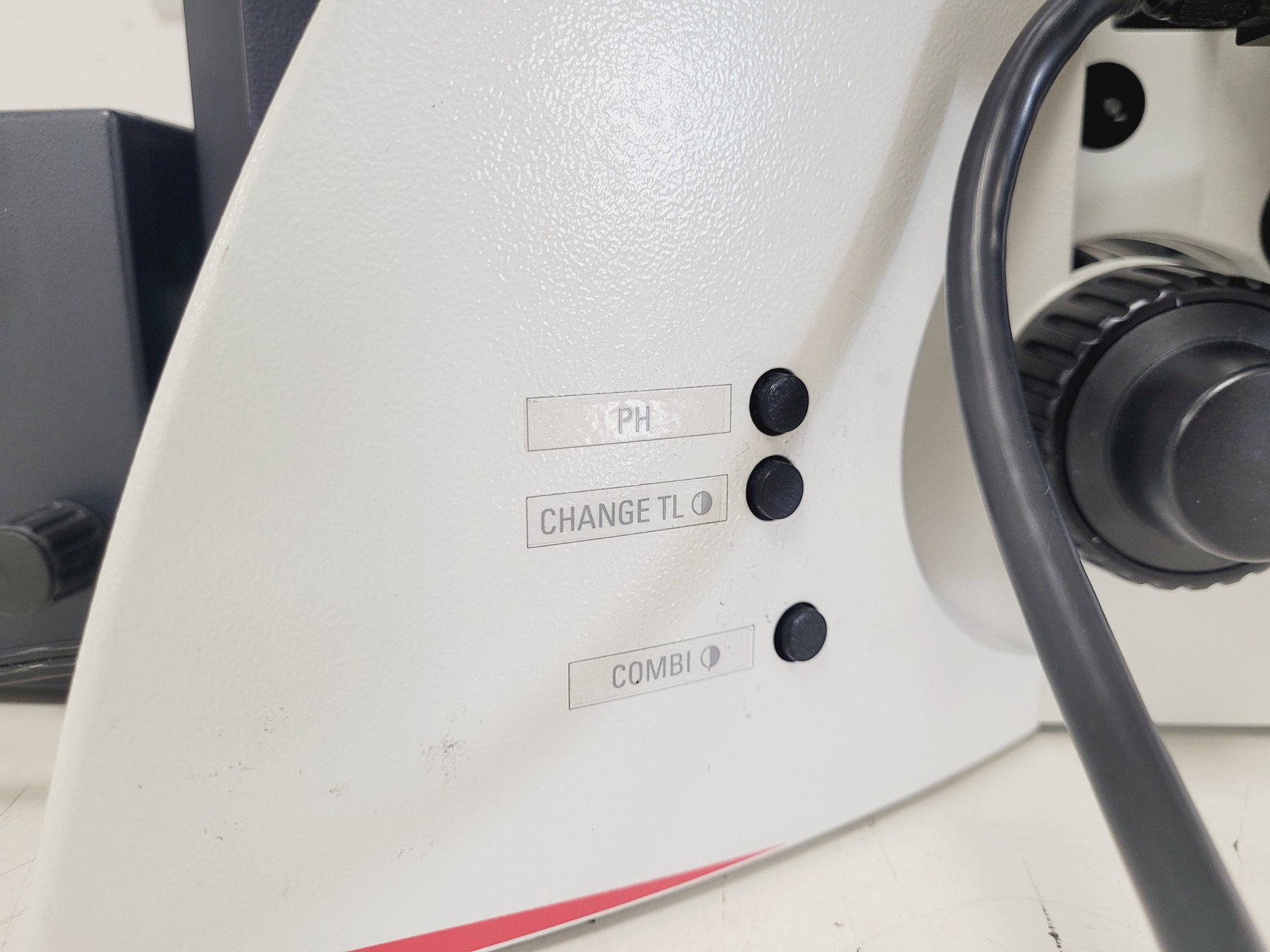Image of Leica DM6000 Fluorescence Microscope System w/ PC (EL6000, CTR6000)
