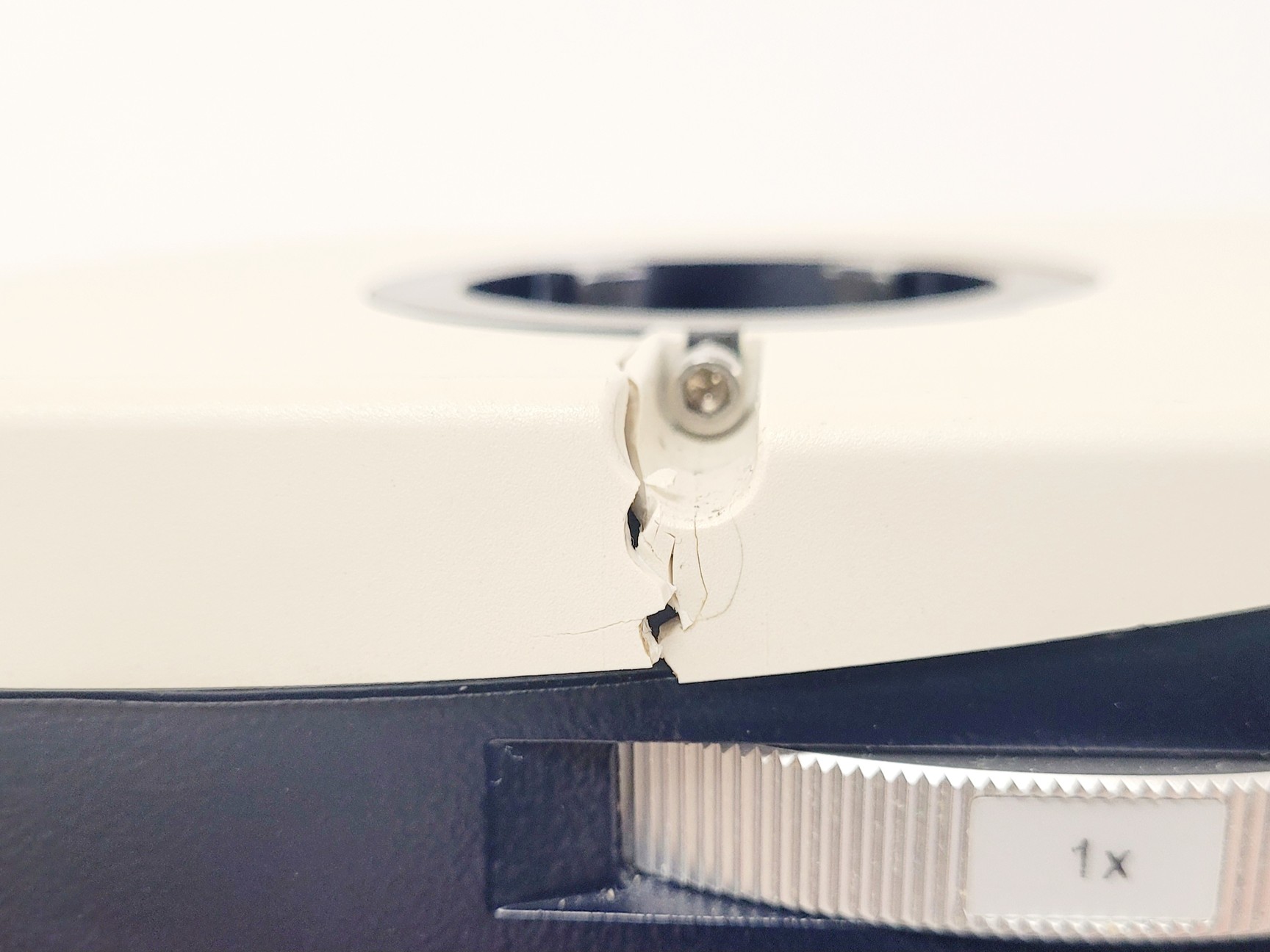 Image of Leica DM6000 Fluorescence Microscope System w/ PC (EL6000, CTR6000)