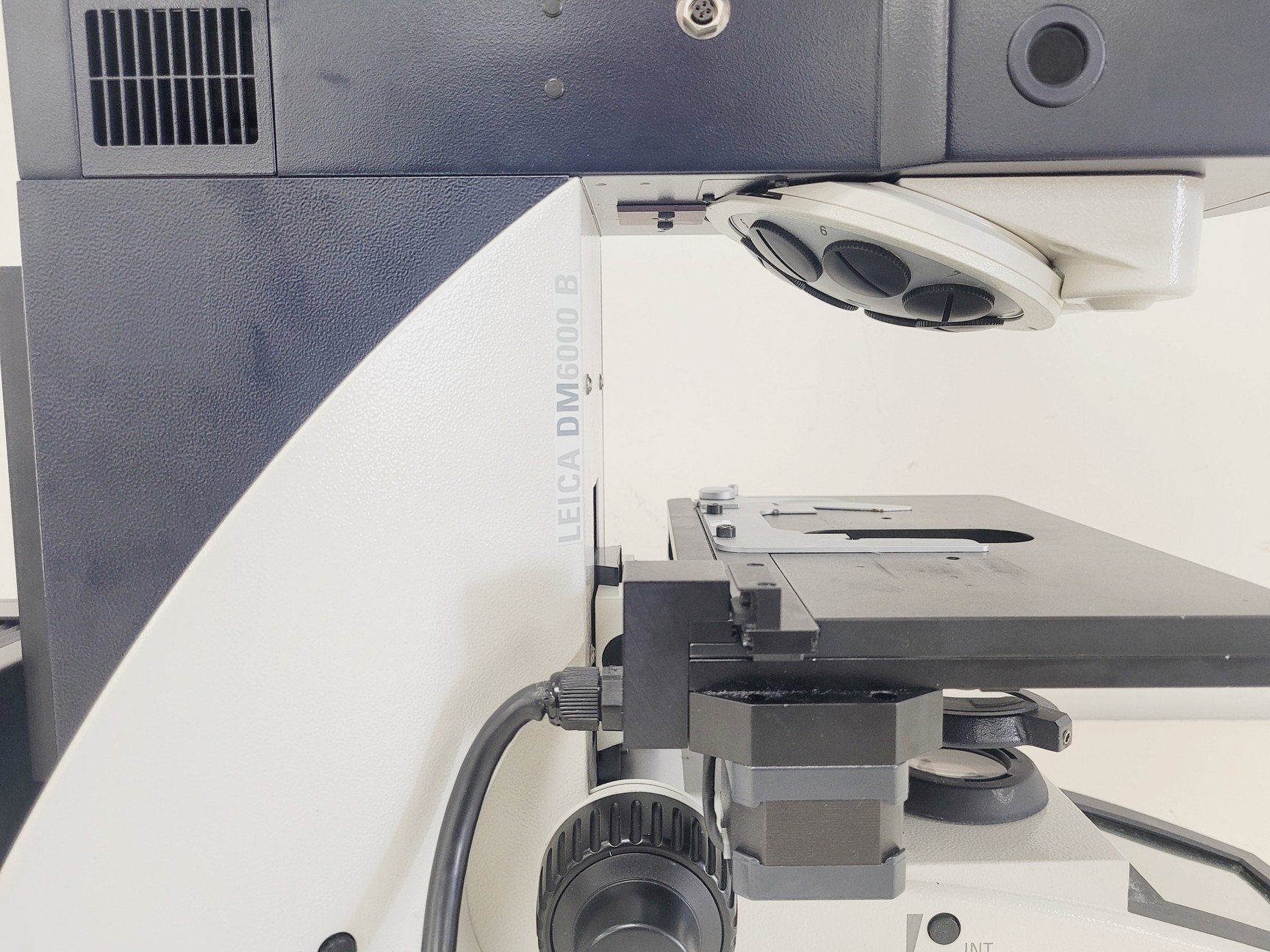 Image of Leica DM6000 Fluorescence Microscope System w/ PC (EL6000, CTR6000)