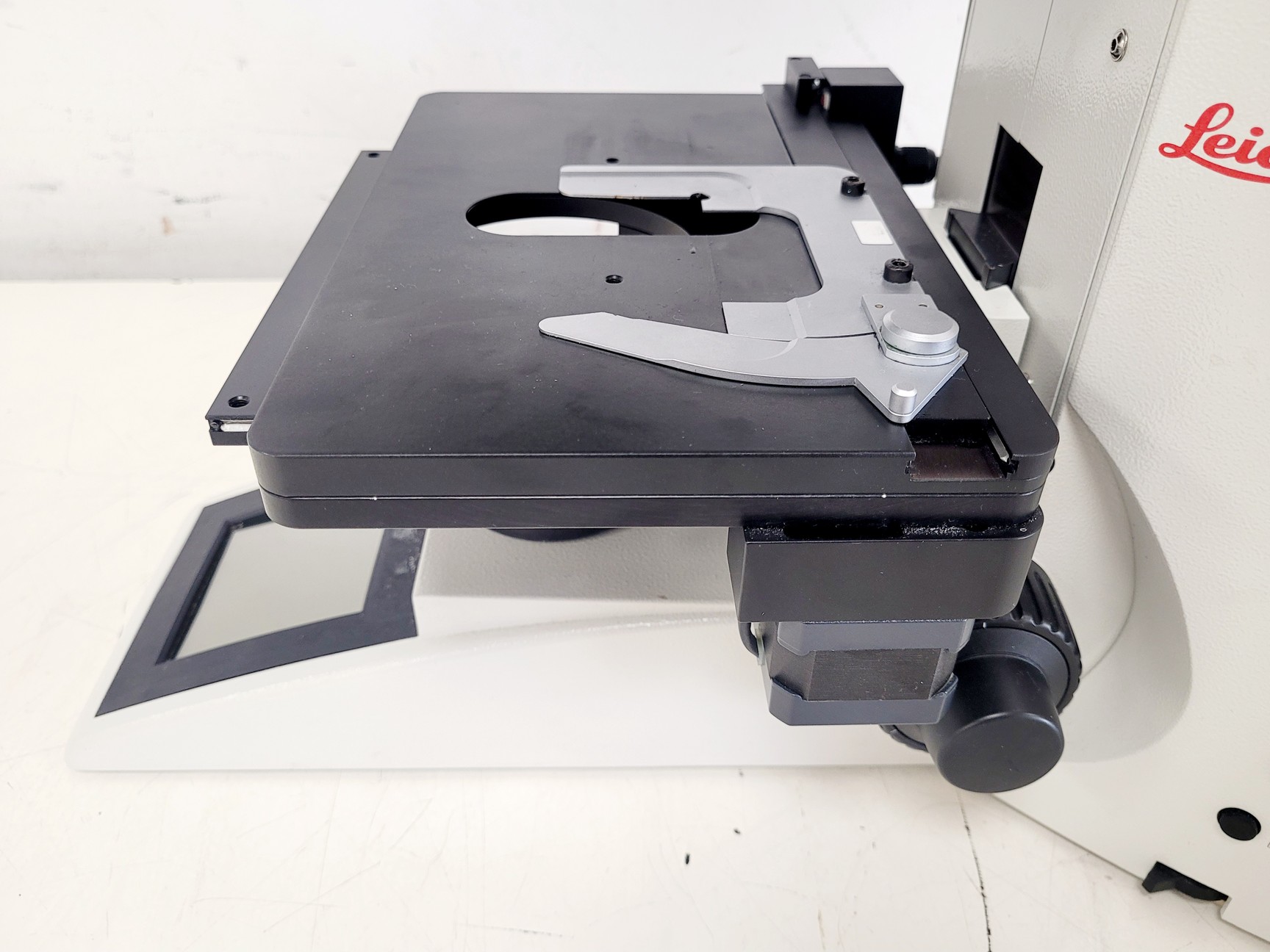 Image of Leica DM6000 Fluorescence Microscope System w/ PC (EL6000, CTR6000)