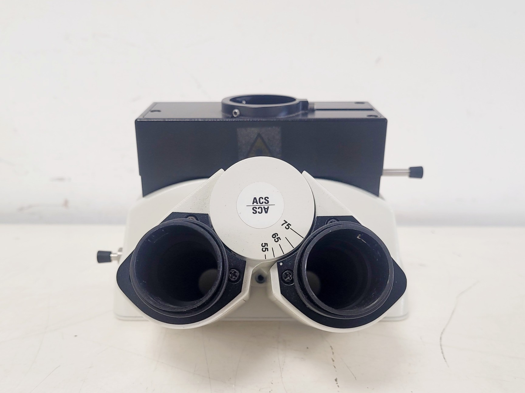 Image of Leica Microscope Binocular Head (PN: 11505238)