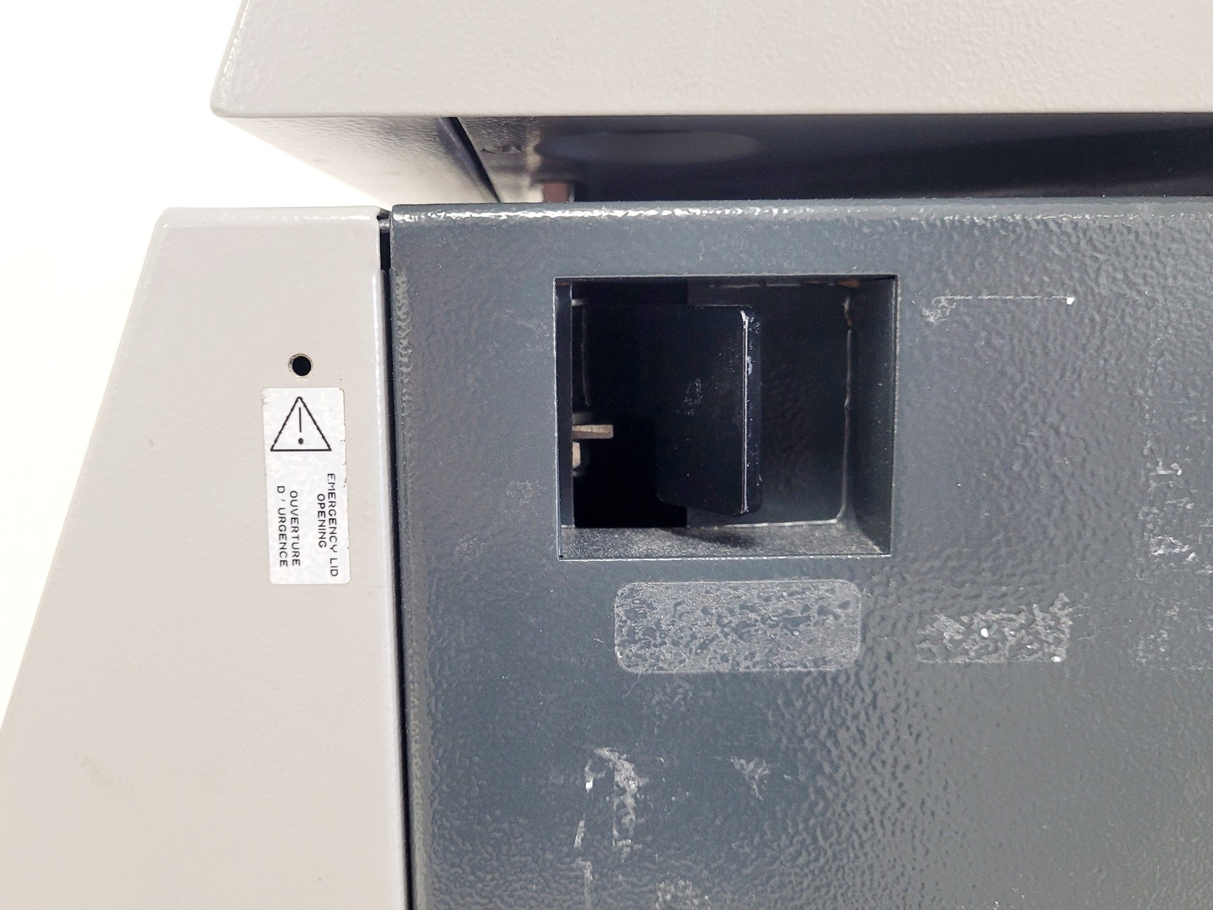 Image of Jouan B4i Benchtop Centrifuge w/ S40 Rotor 4300RPM Lab