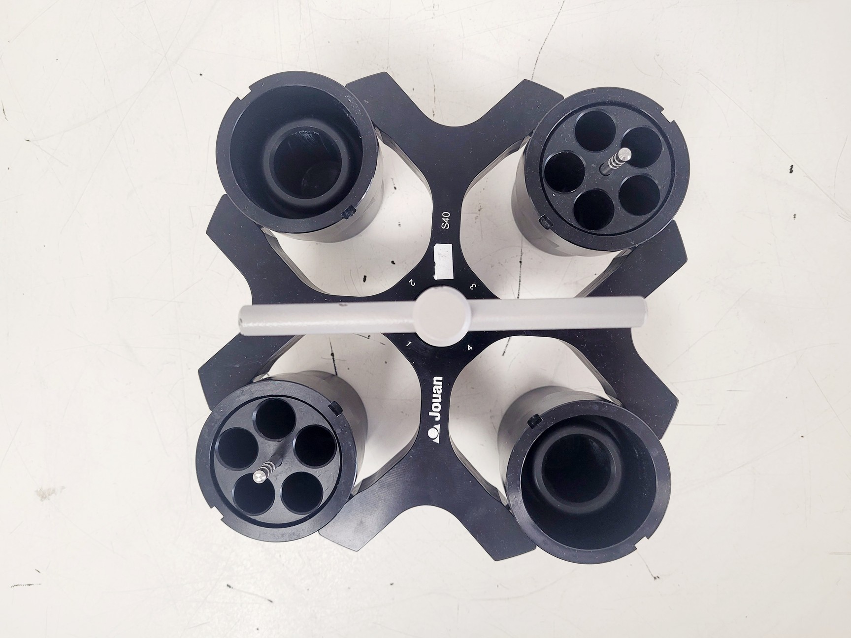 Image of Jouan B4i Benchtop Centrifuge w/ S40 Rotor 4300RPM Lab