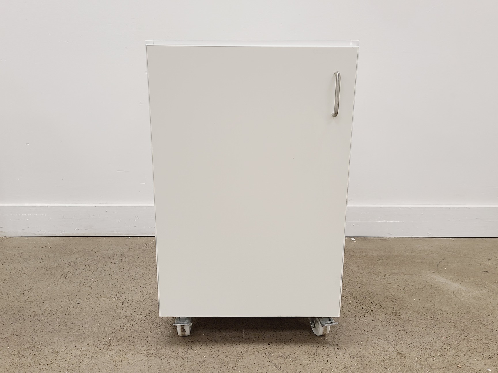 Image of Job Lot of 6 x Underbench Cabinets w/ Internal Shelves Lab
