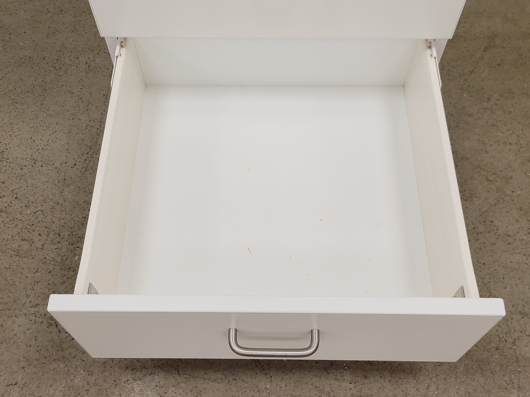 Image of Job lot of 6 x White 4 Drawer Cabinets Lab