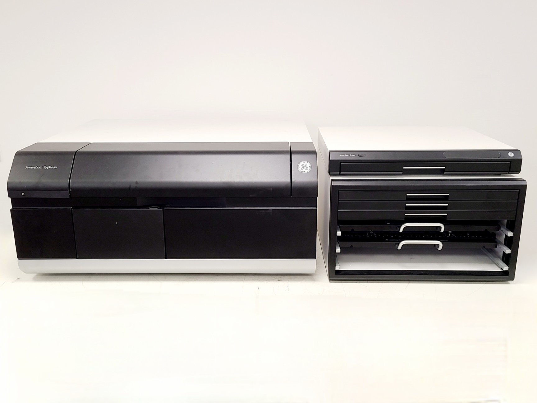 Image of GE Amersham Typhoon 5 Bimolecular Imager w/ Eraser, Cabinet, PC and Accessories