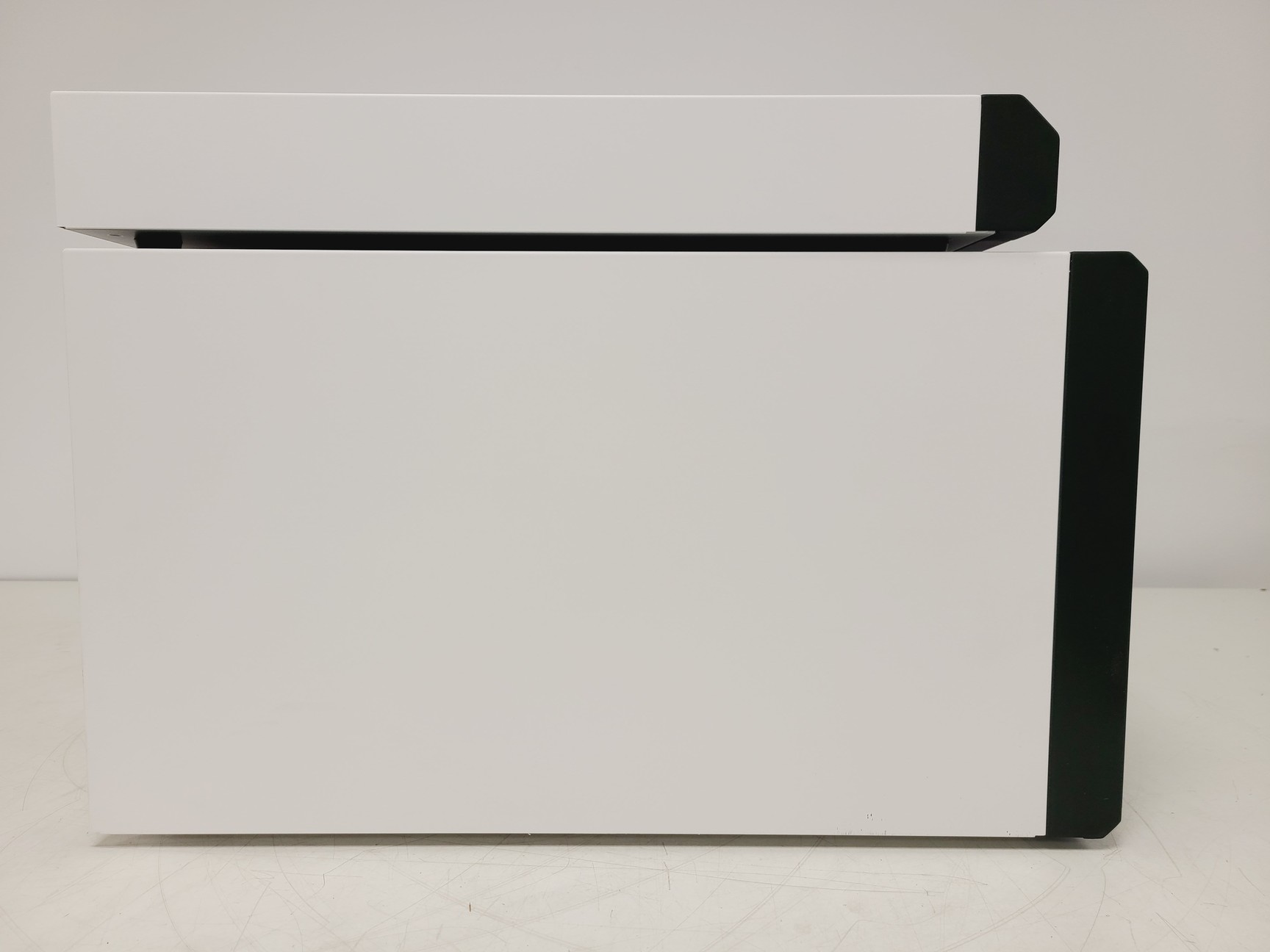 Image of GE Amersham Typhoon 5 Bimolecular Imager w/ Eraser, Cabinet, PC and Accessories