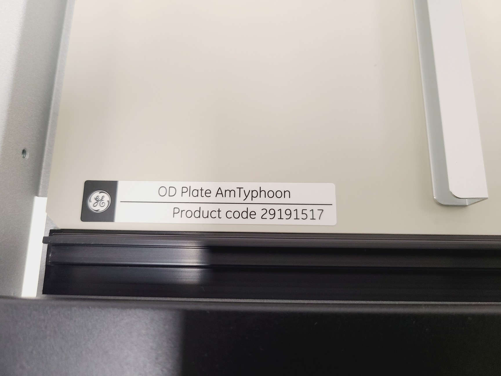 Image of GE Amersham Typhoon 5 Bimolecular Imager w/ Eraser, Cabinet, PC and Accessories