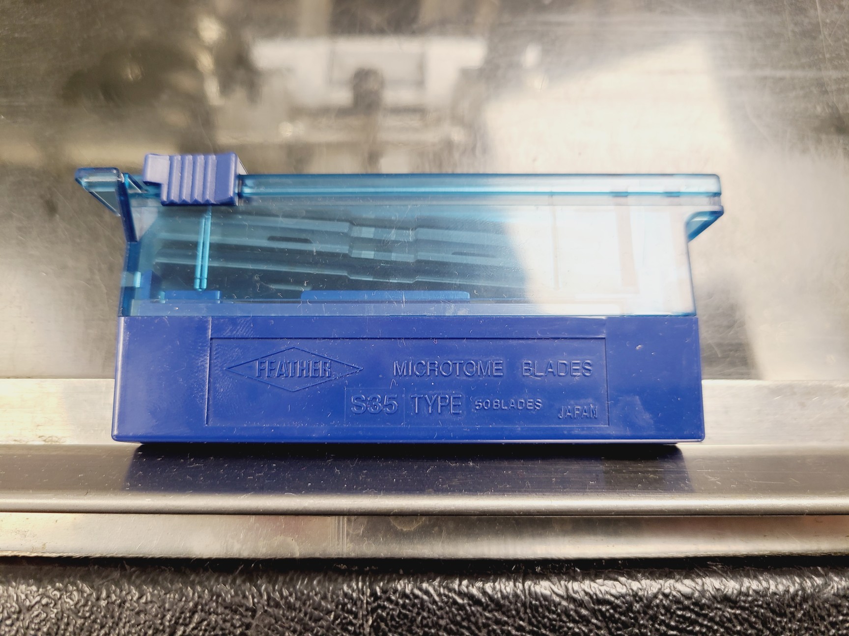 Image of Bright Instrument OTF/AS/MR/D 89199 Cryostat