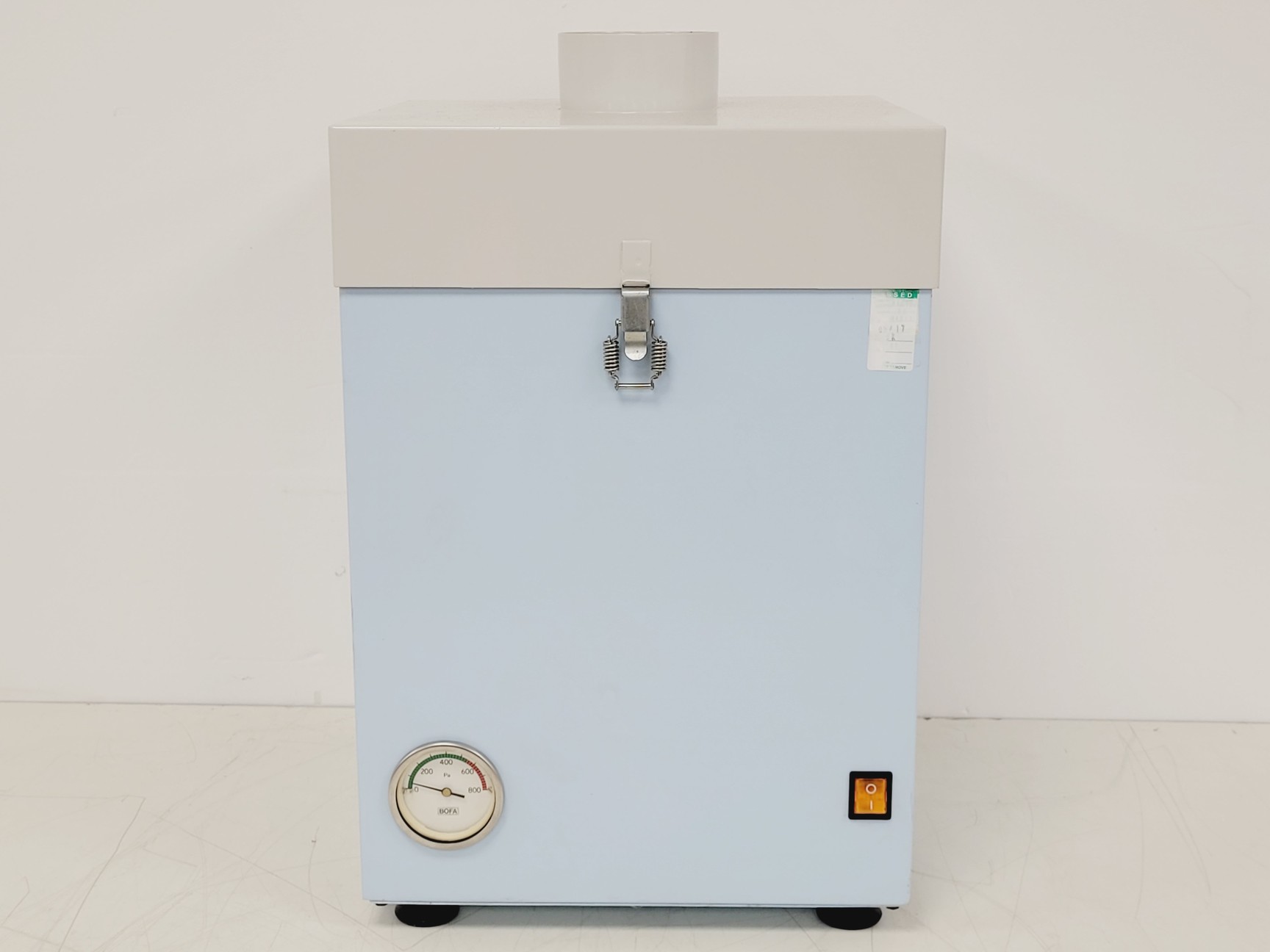 Image of Flow Sciences 31VBSE Ventilated Balance Enclosure W/ Extractor Fan
