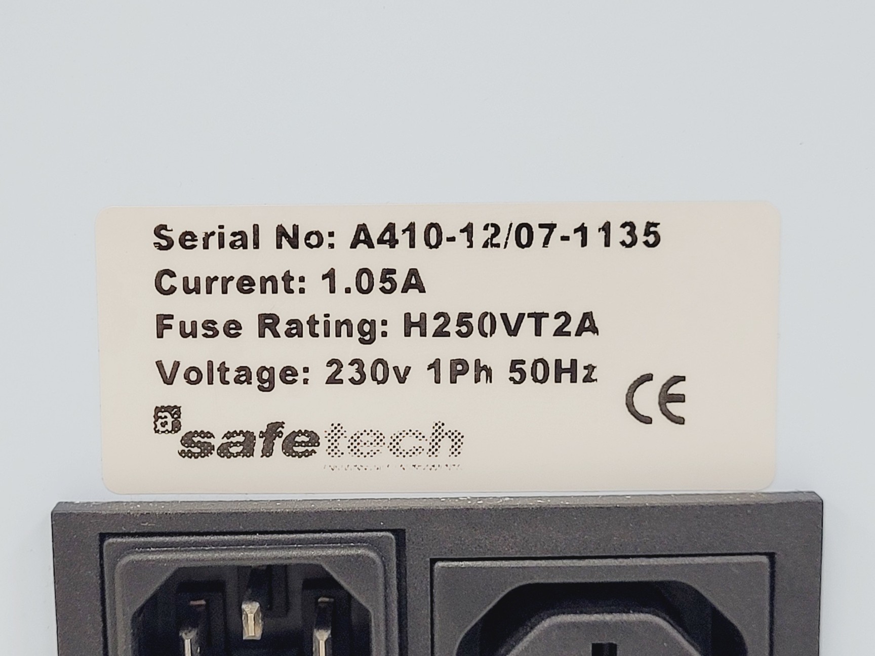 Image of Flow Sciences 31VBSE Ventilated Balance Enclosure W/ Extractor Fan