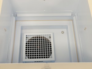 Thumbnail image of Flow Sciences 31VBSE Ventilated Balance Enclosure W/ Extractor Fan