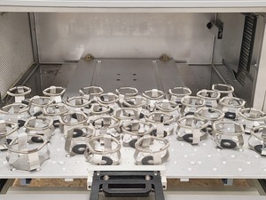 Thumbnail image of Thermo Scientific MaxQ 8000 496 SHKE8000-8CE Floor Standing Shaking Incubator