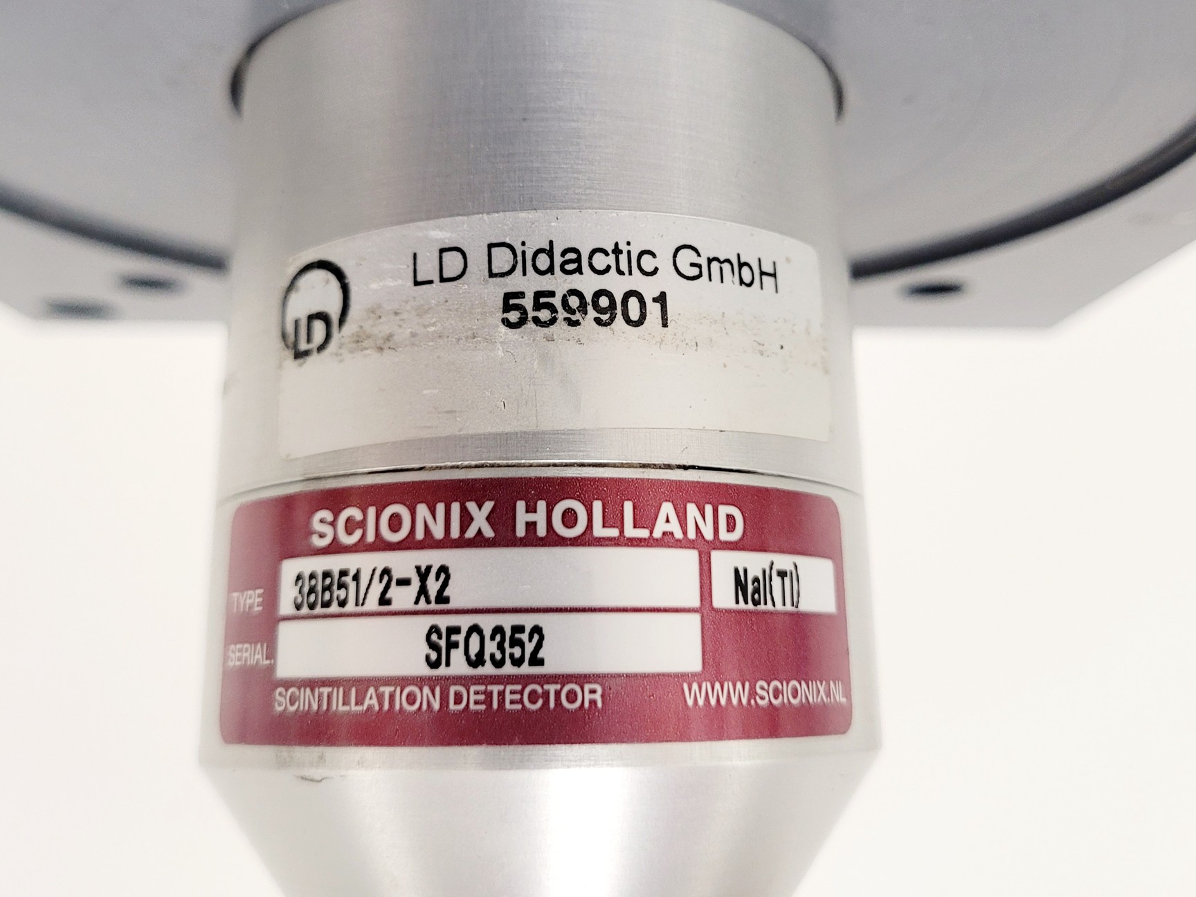 Image of 7 x LD Didactic Power Supplies w/ 6 x Bicron/LD 1.5M2/2 & 2 x Scintillators