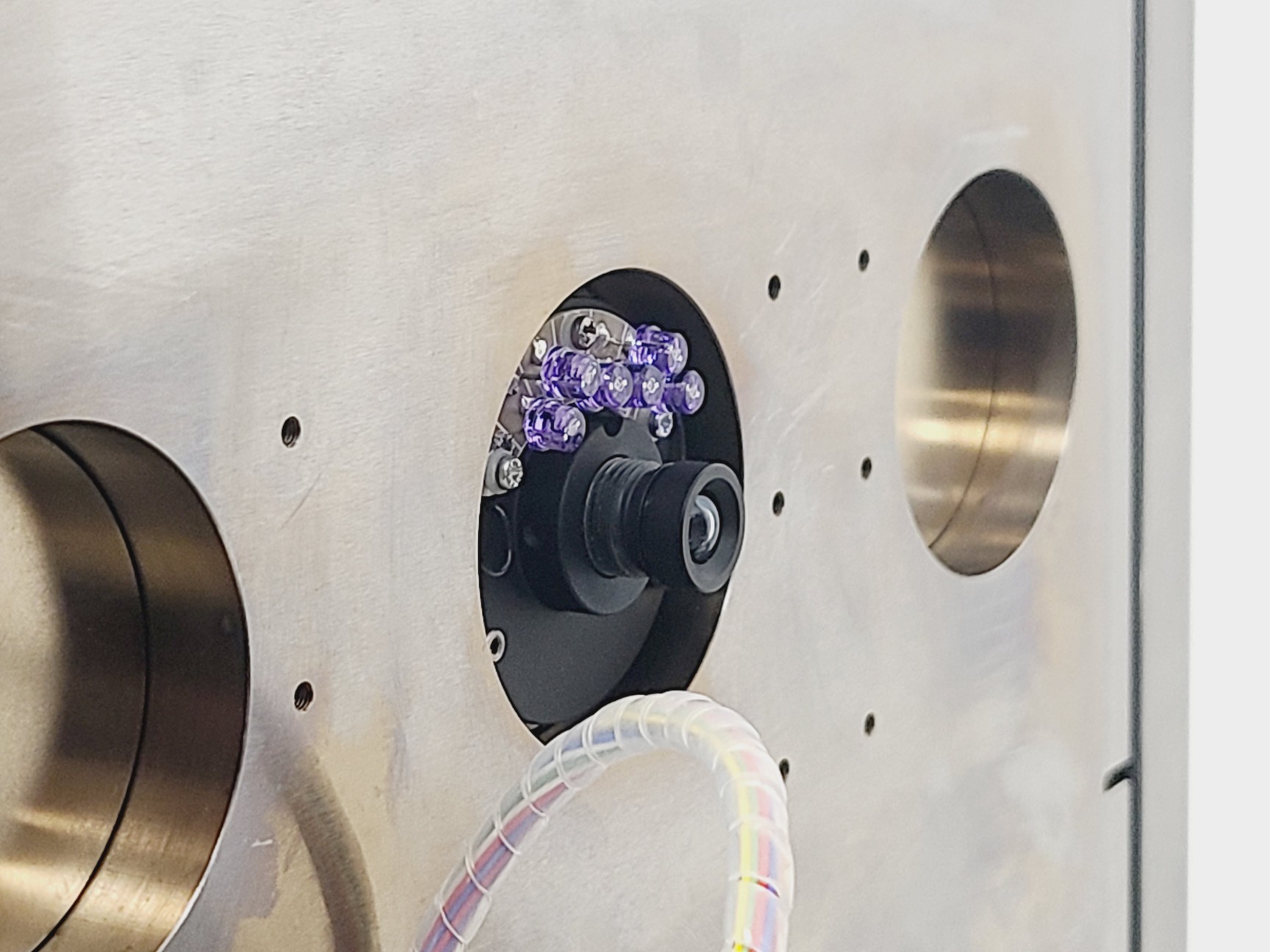Image of Zeiss Evo50 SEM W/ PCs, ATC KTD2000 Chiller, 2 x XFlash IPL SVE & Accessories