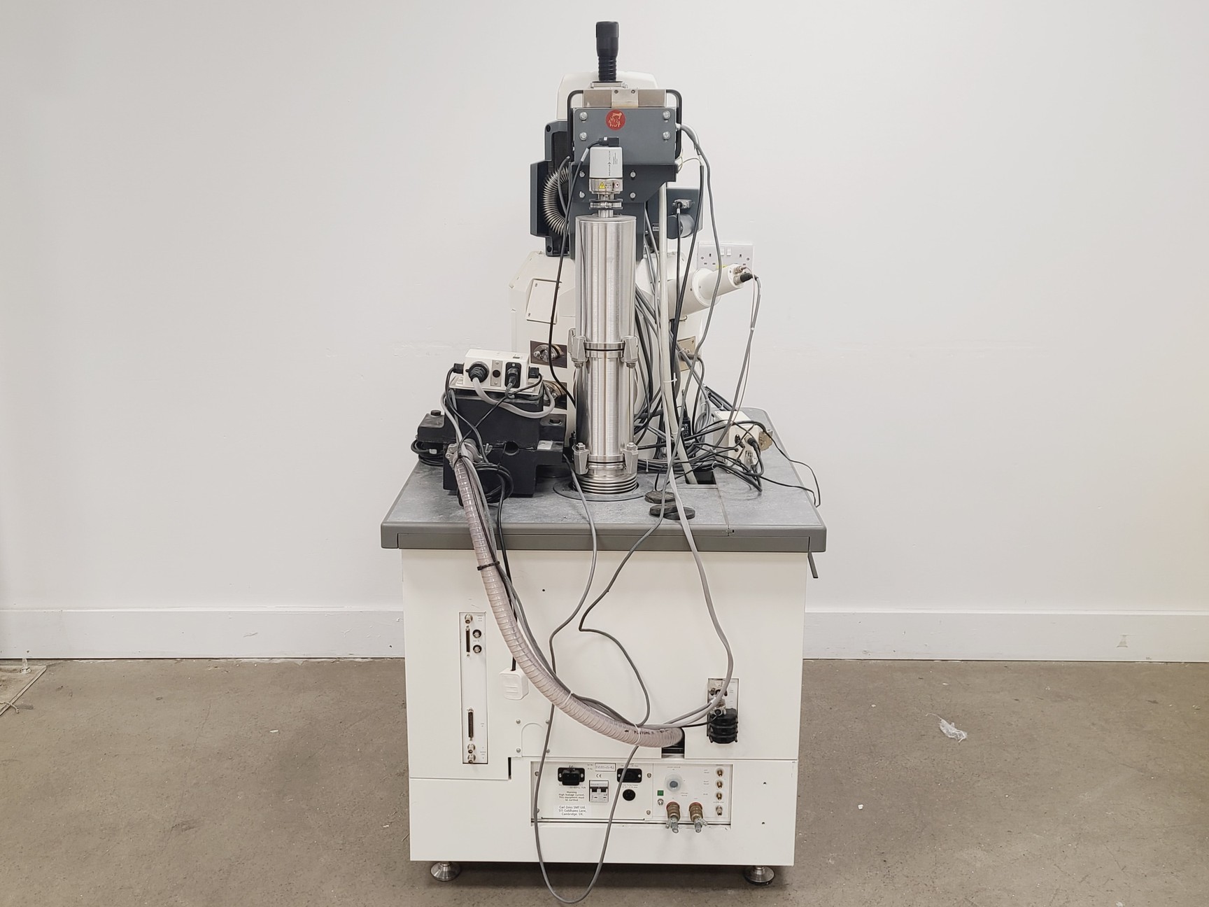 Image of Zeiss Evo50 SEM W/ PCs, ATC KTD2000 Chiller, 2 x XFlash IPL SVE & Accessories