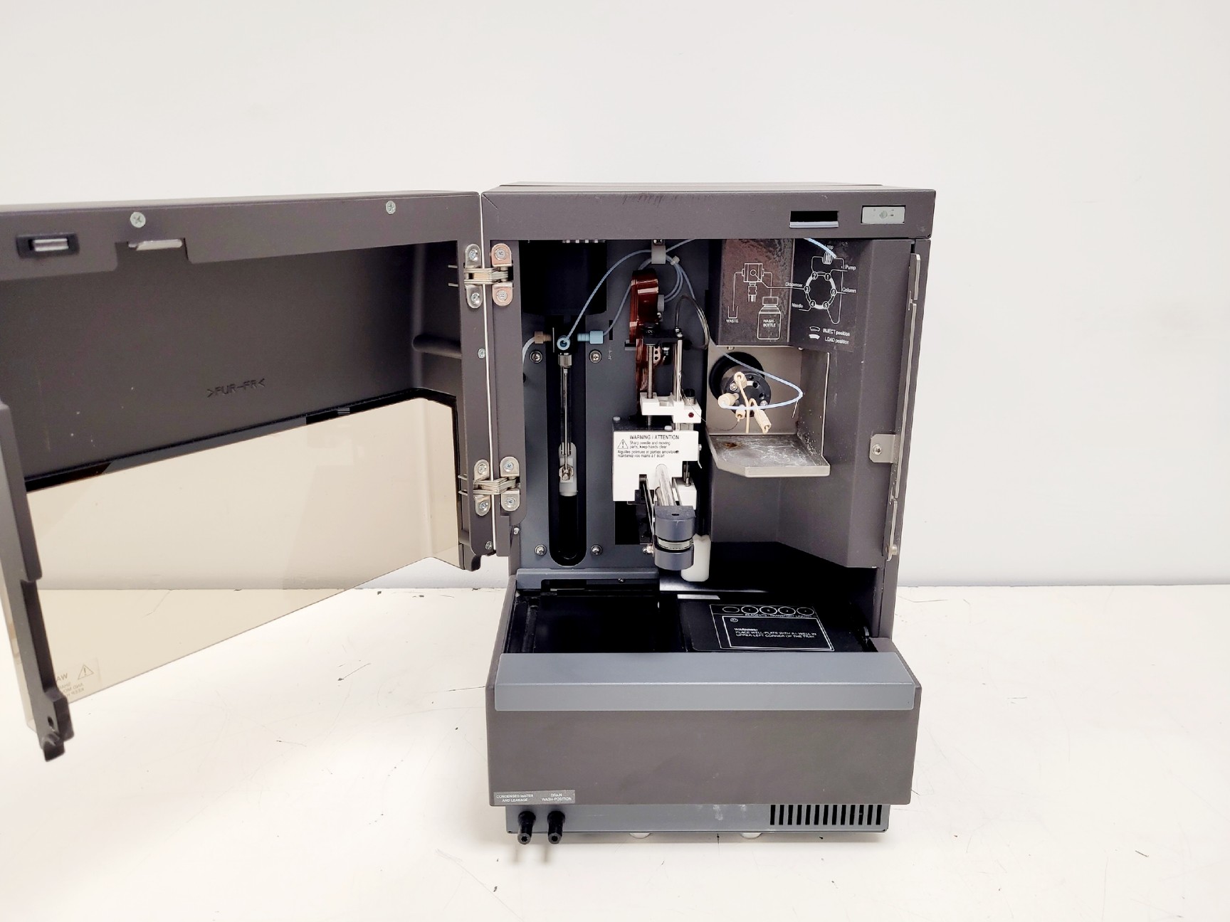 Image of ÄKTA Autosampler A-905 Automated Sample Injection Module