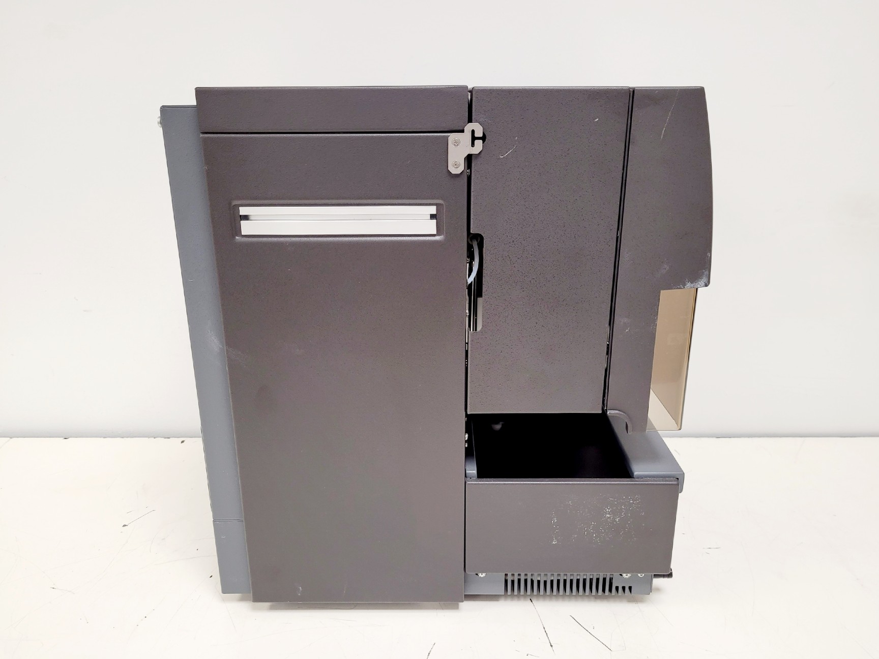 Image of ÄKTA Autosampler A-905 Automated Sample Injection Module