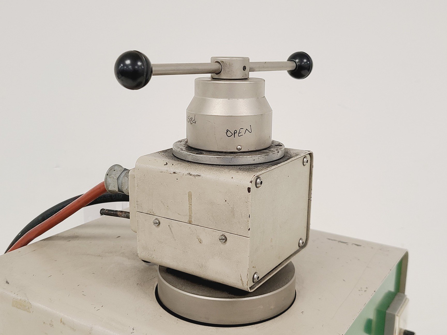 Image of Struers Prontopress-2 Automatic Metallographic Mounting Press