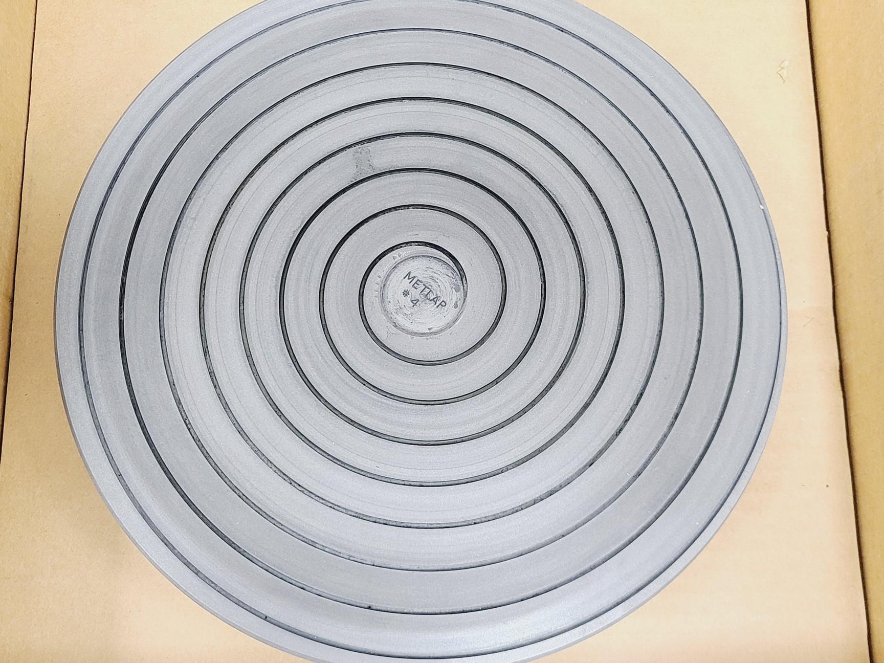 Image of Job Lot of Metal Polishing & Grinding Plates: Buehler Metlap, Struers, D.P. Disc