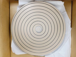 Thumbnail image of Job Lot of Metal Polishing & Grinding Plates: Buehler Metlap, Struers, D.P. Disc