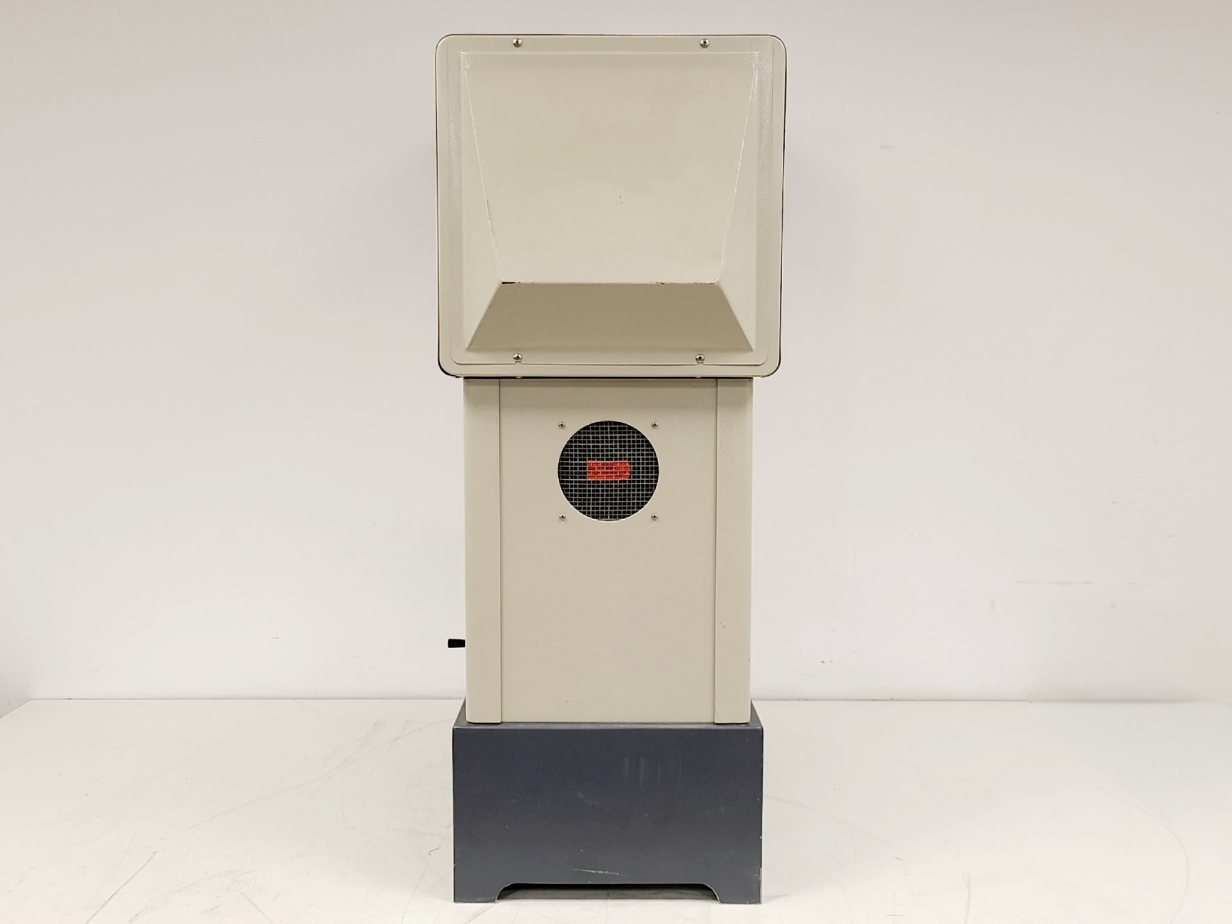 Image of Nikon Profile Projector V-12 with Metronic200 Model 202 Digital Read Out (DRO)