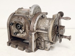 Image of Kearney and Trecker Milwaukee Dividing Head Model DH564