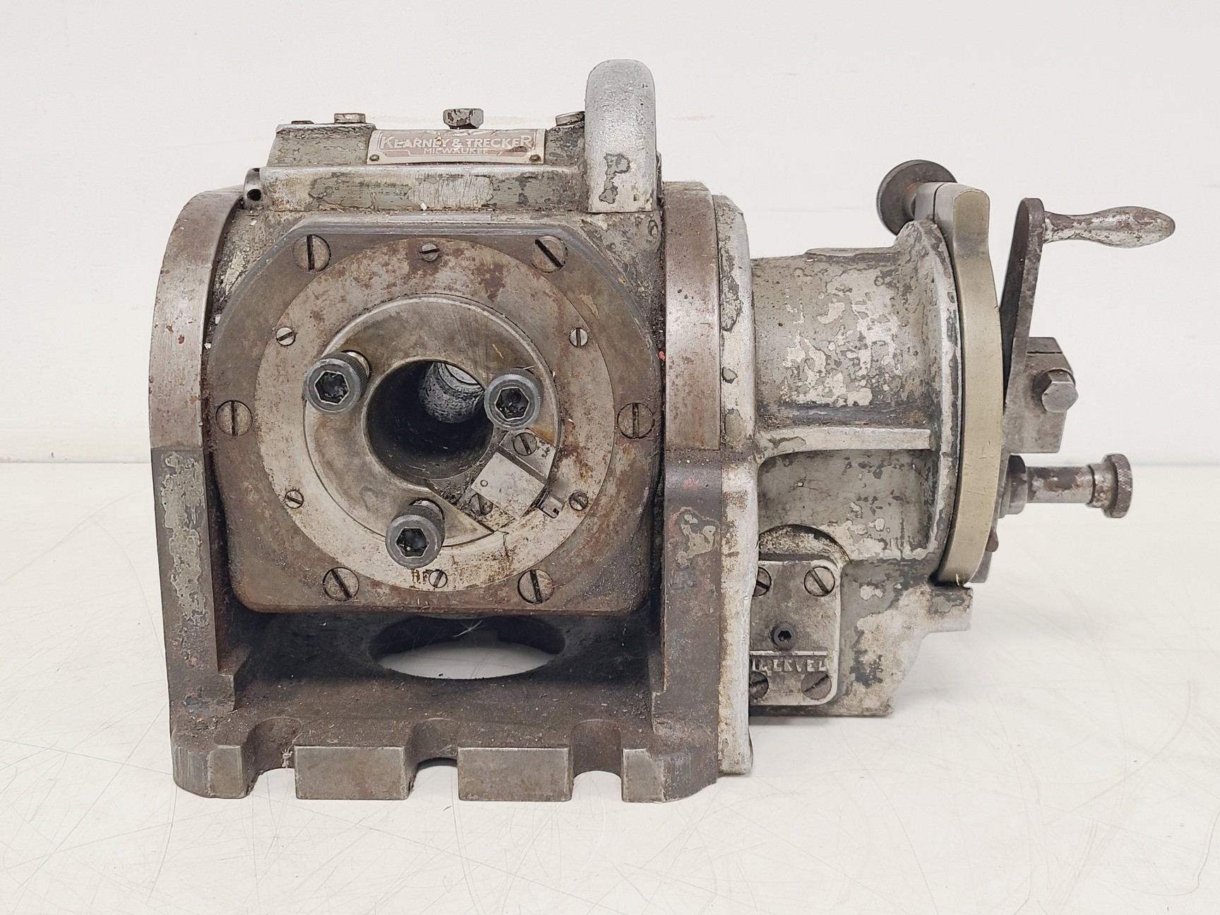 Image of Kearney and Trecker Milwaukee Dividing Head Model DH564
