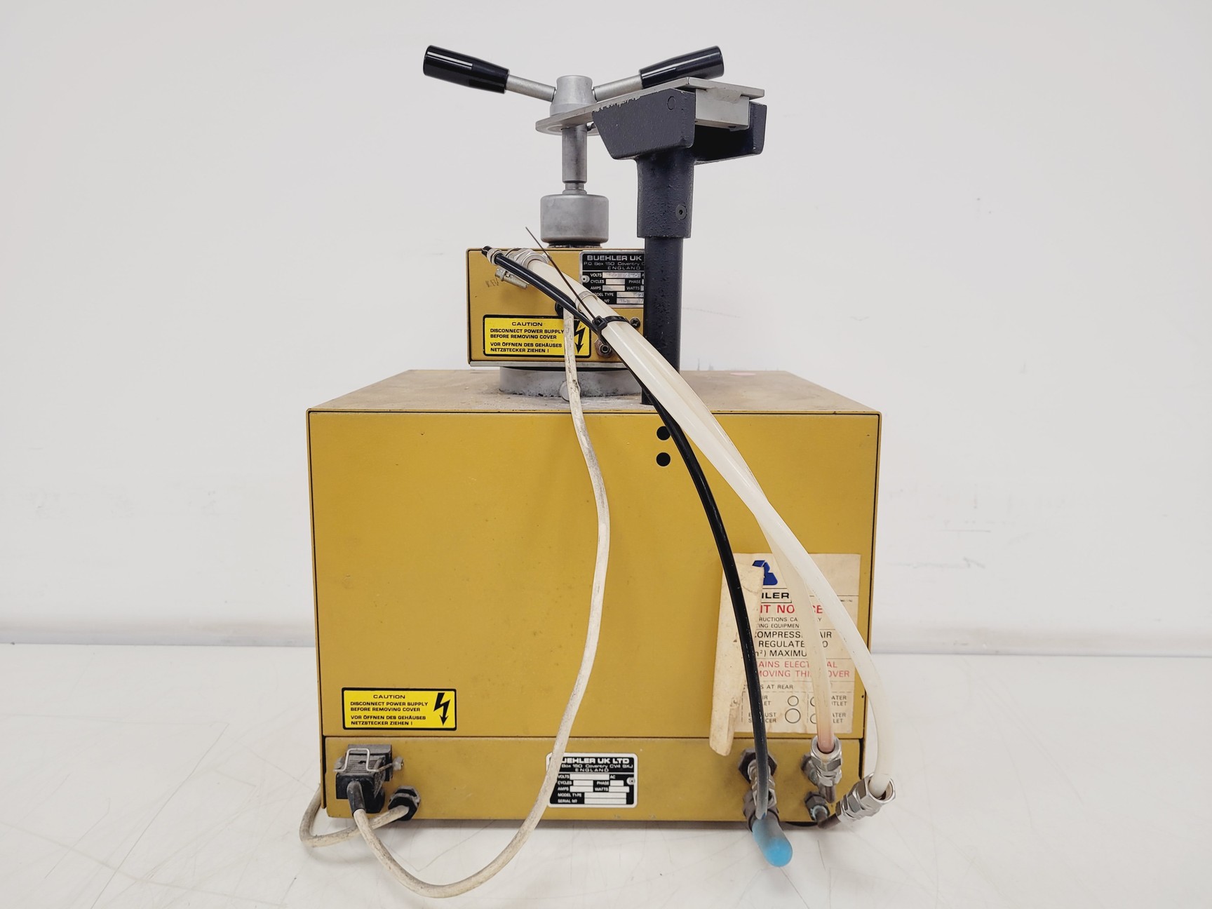 Image of Buehler / Metaserv Pneumet II Mounting Press with Mold Heater-Cooler