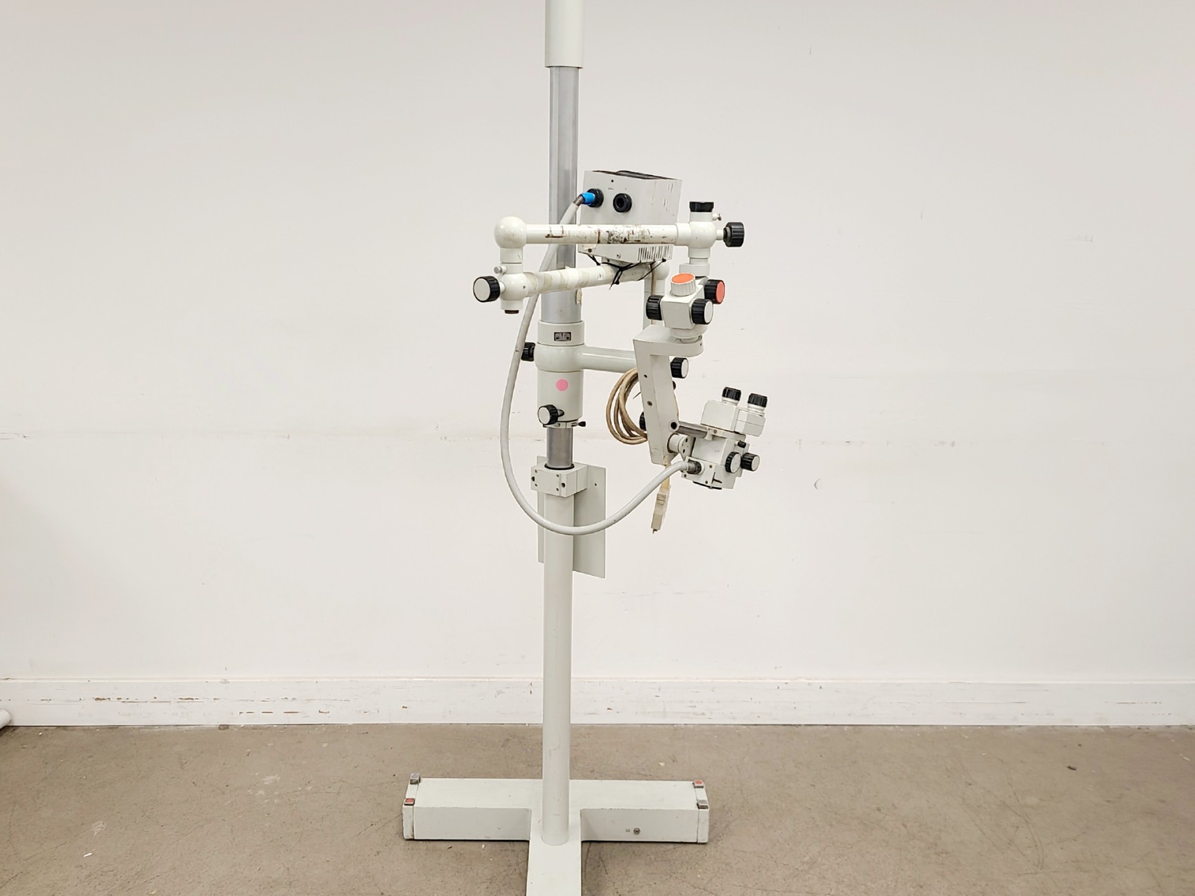 Image of Carl Zeiss Jena 212F OPM Dental Binocular Microscope with NT 100-2 Power Supply
