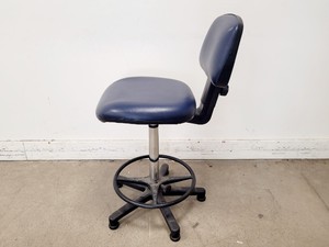 Thumbnail image of Job Lot of 16 x Blue and Green Laboratory Stools