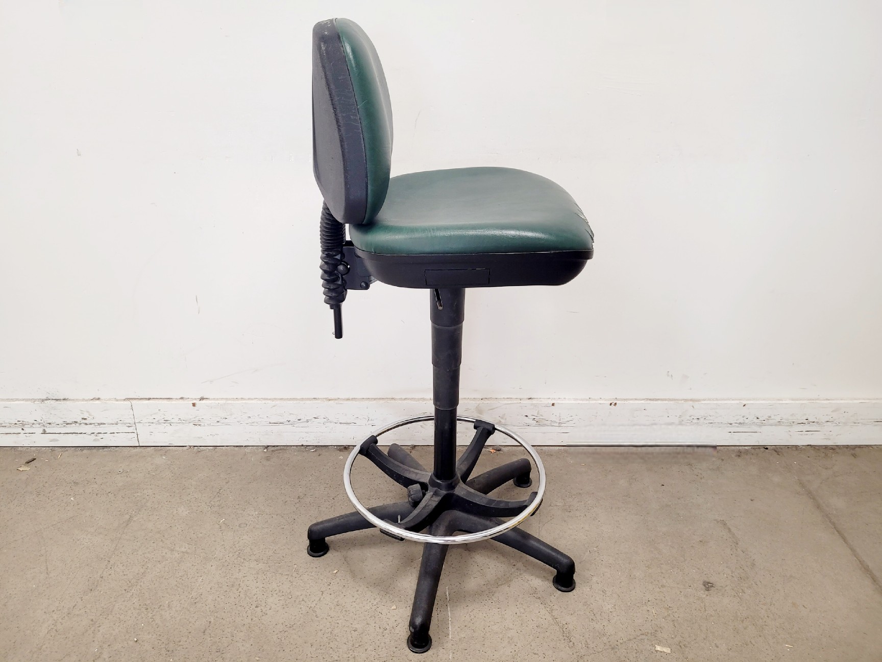 Image of Job Lot of 16 x Blue and Green Laboratory Stools