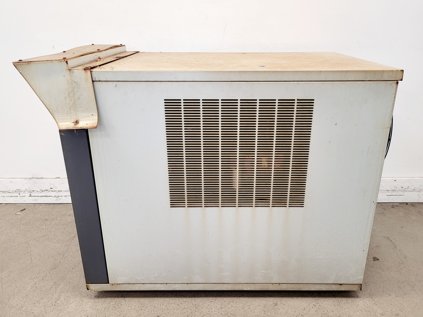 Image of Thermal Exchange Recirculating Chiller 10-539 Model JEO/CS45-AC-W-CC-5