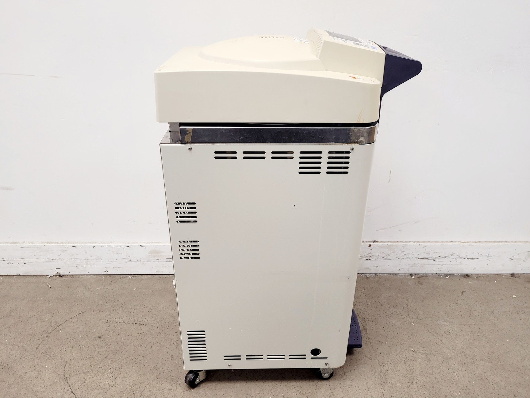 Image of TOMY Autoclave SX-500E High Pressure Steam Sterilizer Autoclave