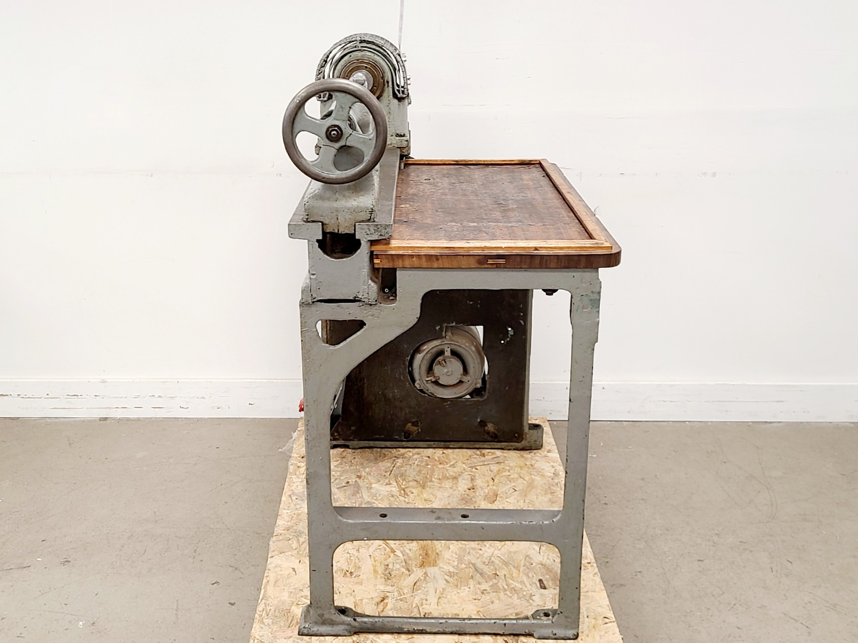 Image of Charles Taylor Industrial 1411 Direct Drive Lathe w/ Wooden Bench
