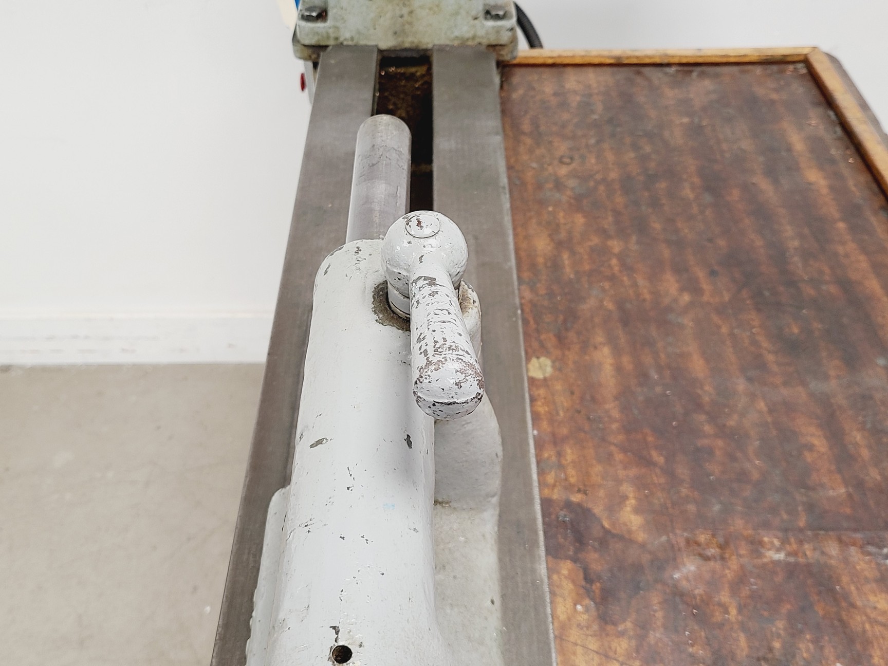 Image of Charles Taylor Industrial 1411 Direct Drive Lathe w/ Wooden Bench