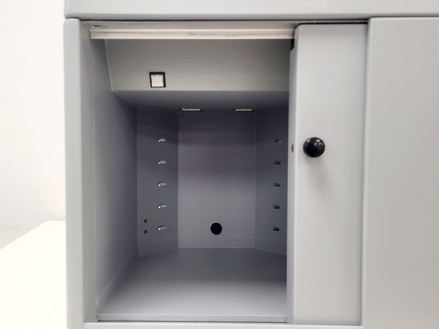 Image of BD FACSAria Fusion Cell Sorter SORP w/ BD-400 Biosafety Cabinet & Accessories