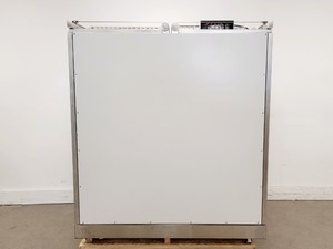 Thumbnail image of BD FACSAria Fusion Cell Sorter SORP w/ BD-400 Biosafety Cabinet & Accessories