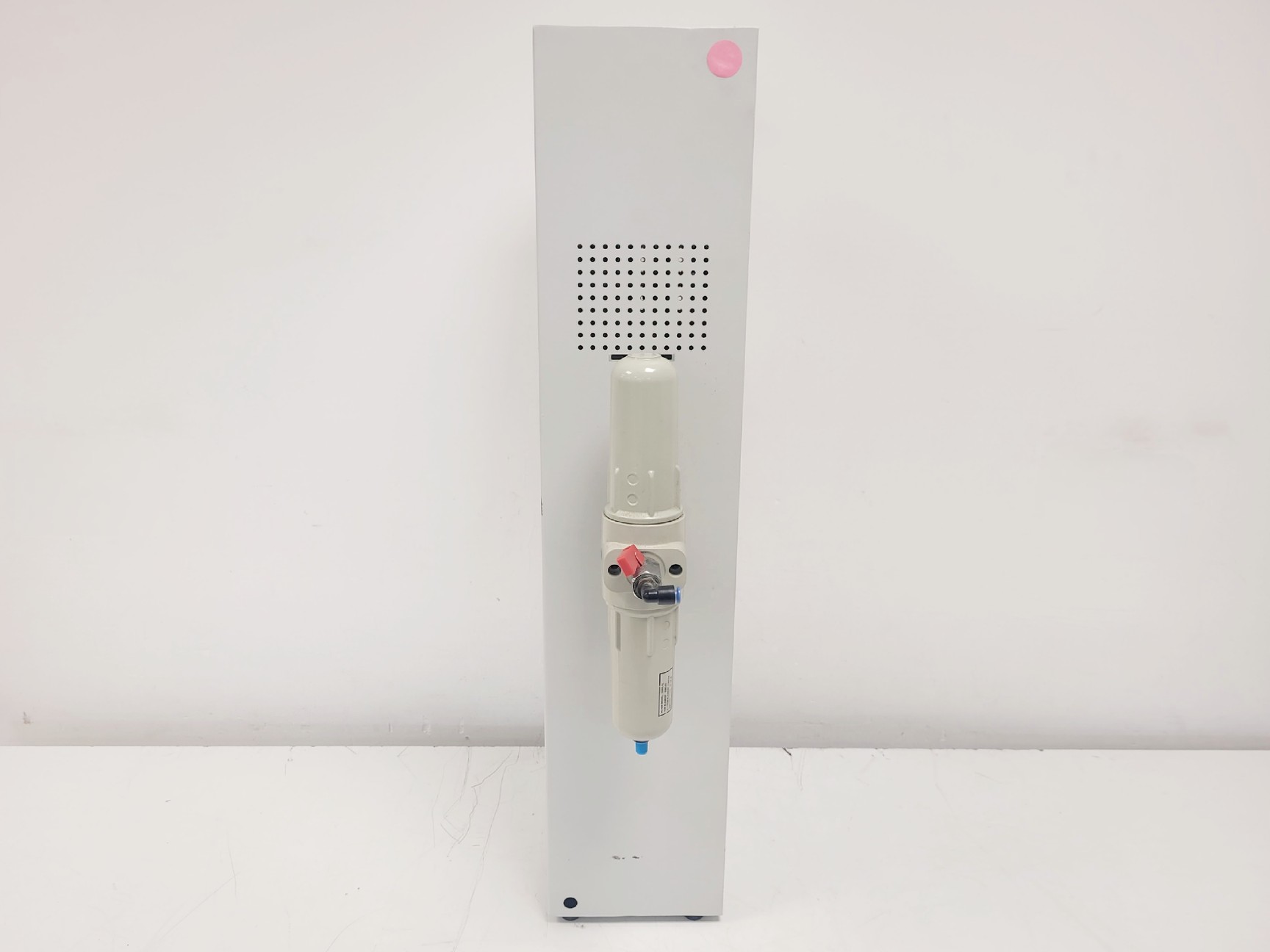 Image of Thermo Finnigan LCQ Advantage Mass Spectrometer w/ Pump, Nitrogen Generator Lab
