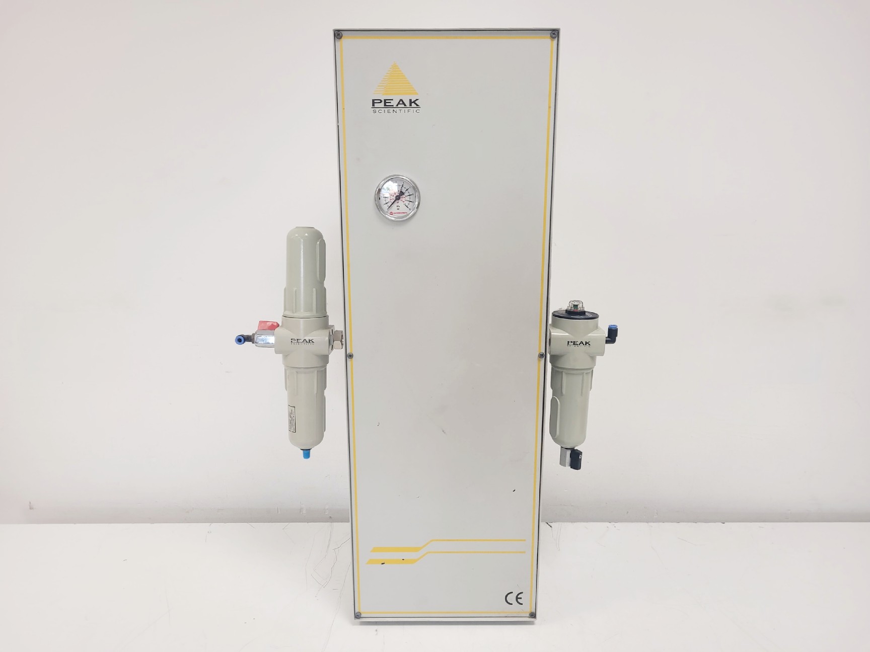 Image of Thermo Finnigan LCQ Advantage Mass Spectrometer w/ Pump, Nitrogen Generator Lab