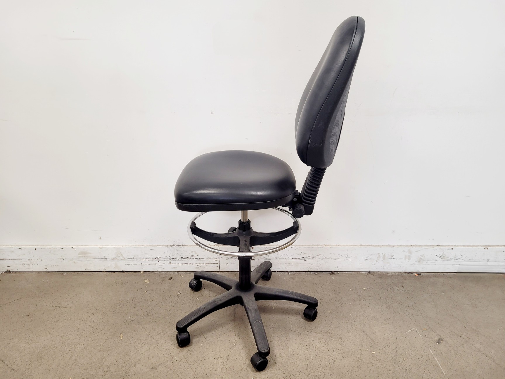 Image of Job lot of 11 x Black Laboratory Stools