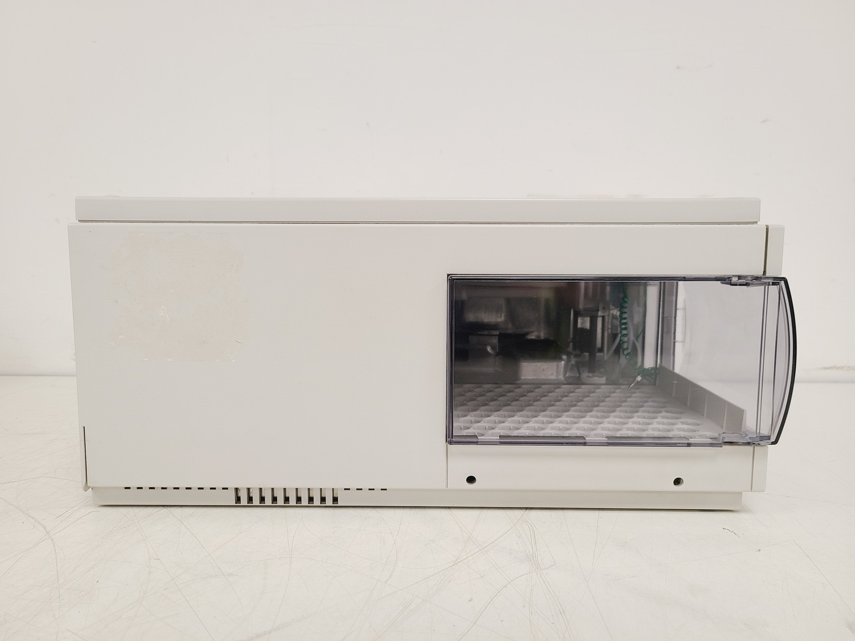 Image of Agilent 1100 Series HPLC System: G1322A, G1311A, G1314A, G1329A, G1330B & G1316A