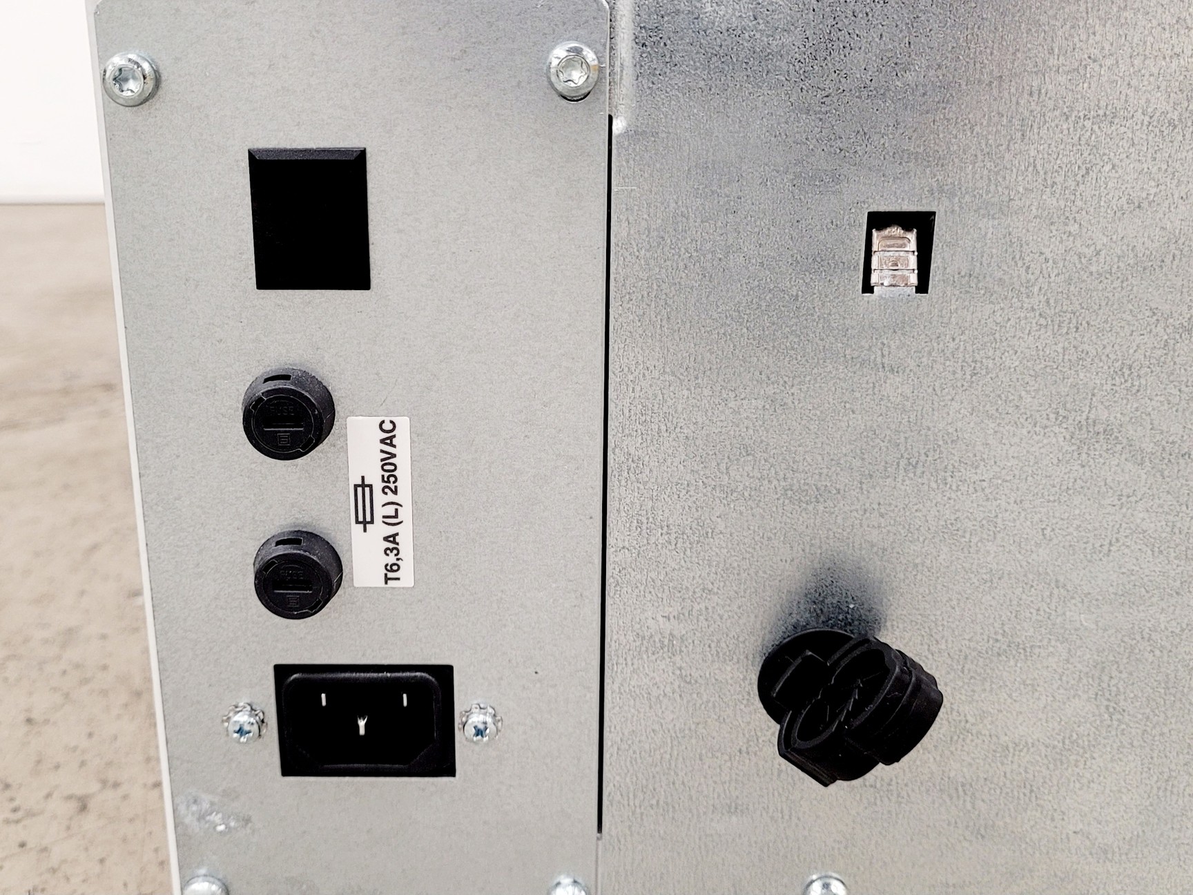 Image of Binder Model BD115 Incubator Lab