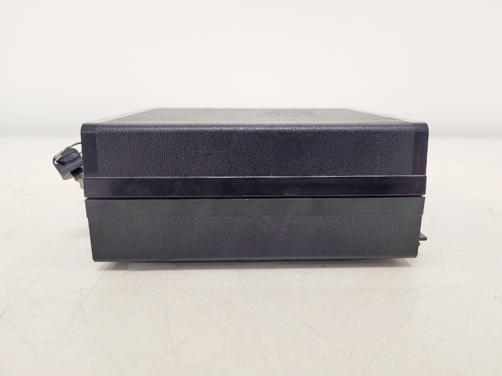 Image of Melles Griot 25-LHR-213-230 Class II Laser with Power Supply