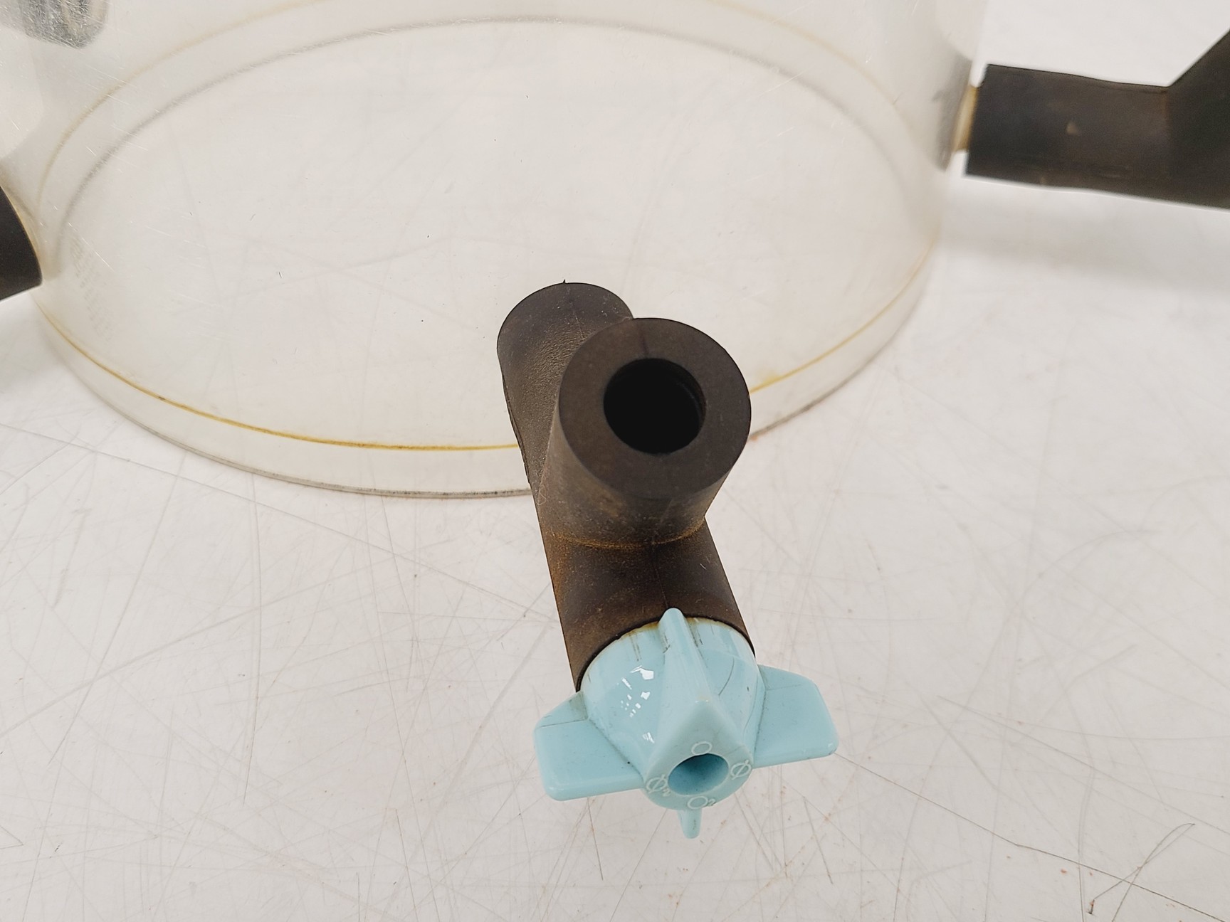 Image of LSL Secfroid LyoLab A Freeze Dryer